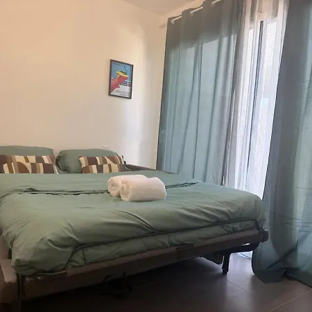 Pour Un Couple Porto-Vecchio (Corsica)